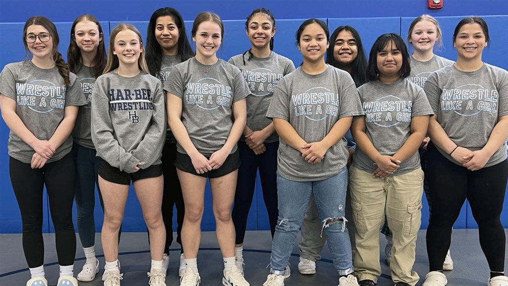 The 2022-23 Har-Ber High School girl's wrestling team.