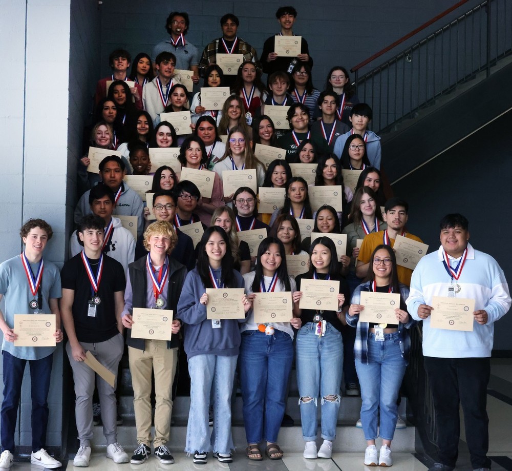 Multilingual Students Recognized