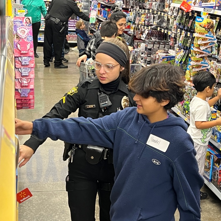 SPS Shop With a Cop
